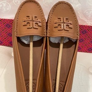 Brand new Tory Burch Tan Lowell 2 Driver loafer!